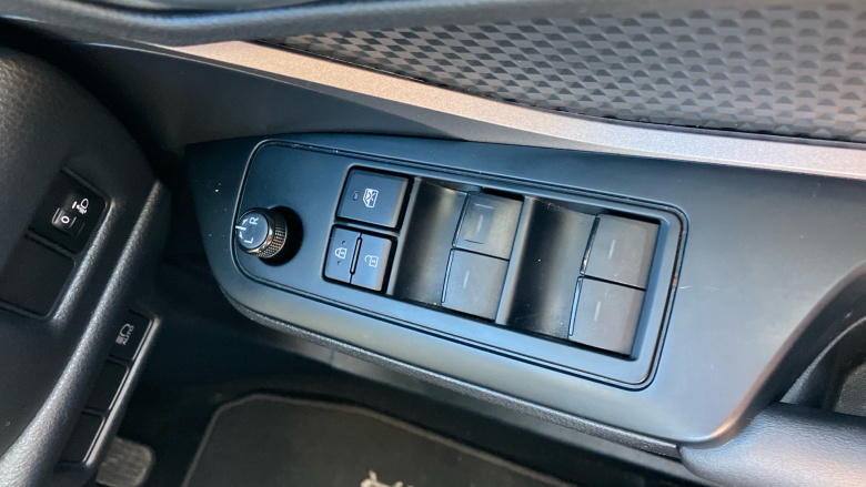 Toyota C-HR 1.8 Hybrid Icon 5dr CVT Hybrid Hatchback
